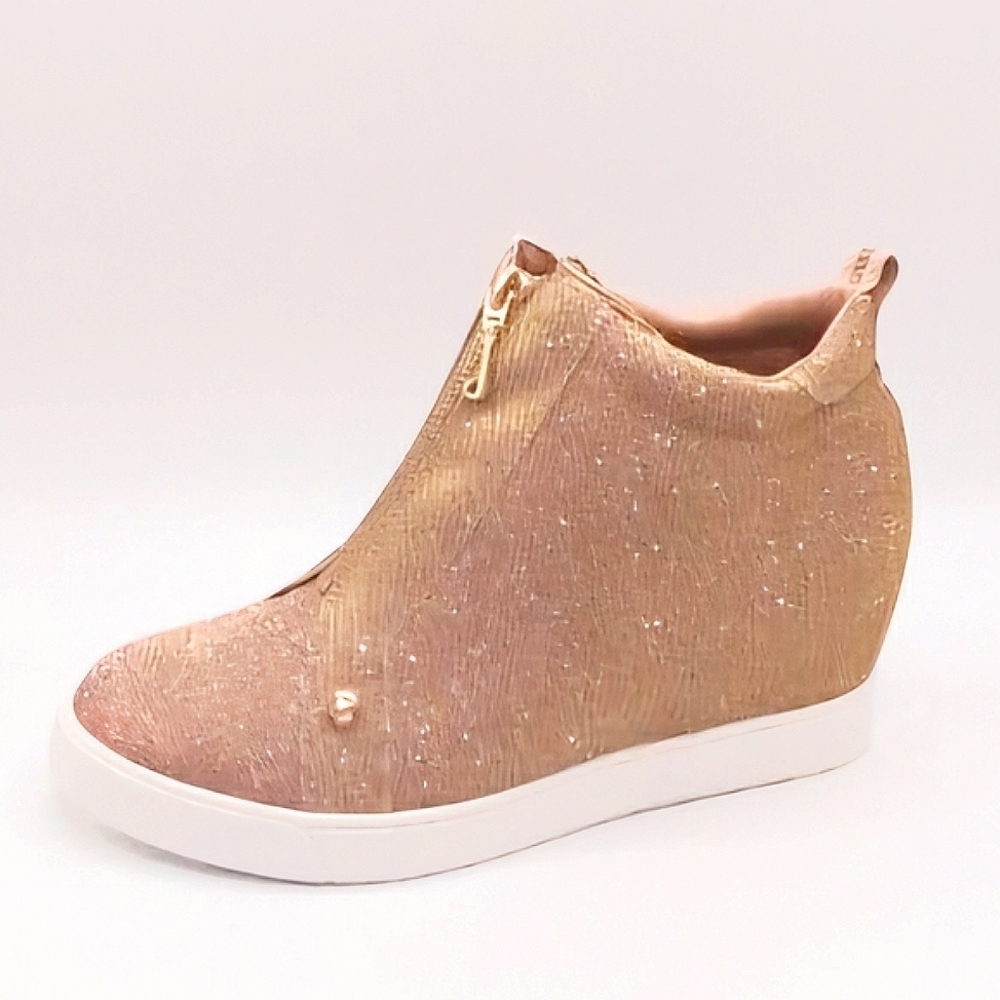 Juicy Couture Joanz Wedge Sneakers  / BLUSH WJ03460W. SIZE 9